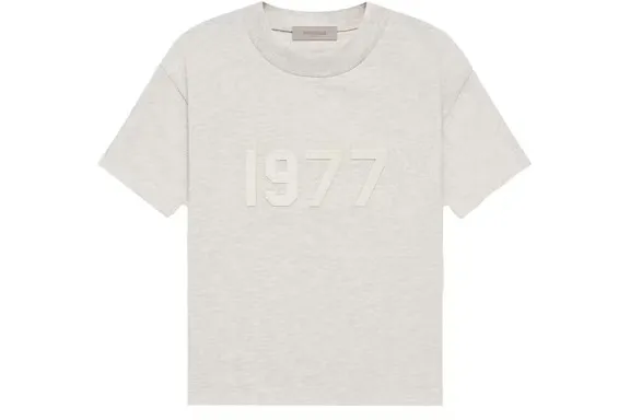 Fear of God Essentials 1977 T-Shirt – Light Oatmeal